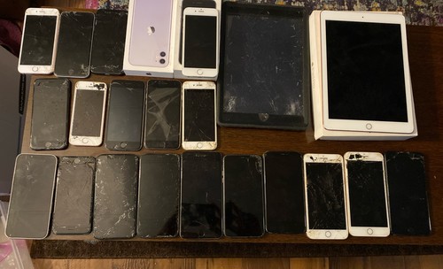 Huge lot apple products - products, 19